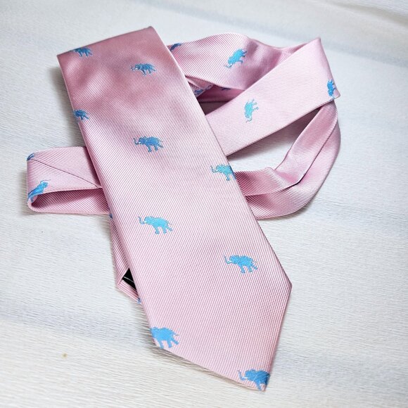 J Crew Silk Tie Pink with Blue Elephants - Picture 1 of 3